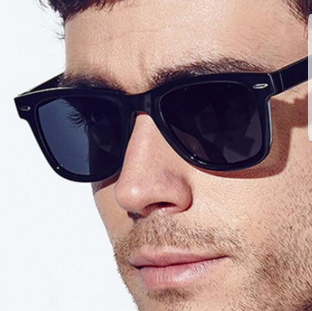 Classic wayfarers